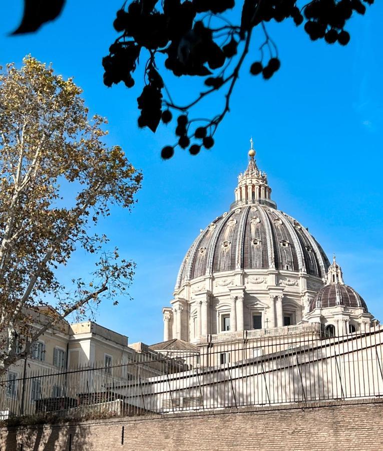 Living In Vatican City Rome Exterior photo